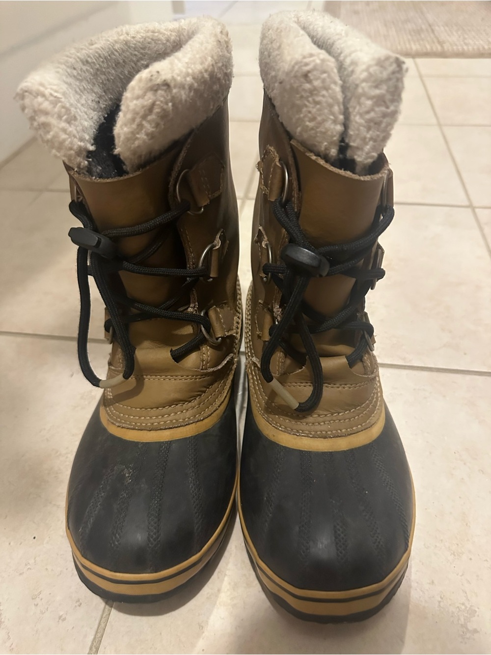 Sorel kids size 6 Winter Boots